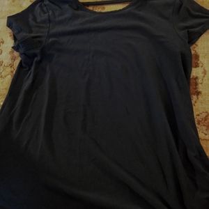A navy blue t-shirt for girls size XL.
